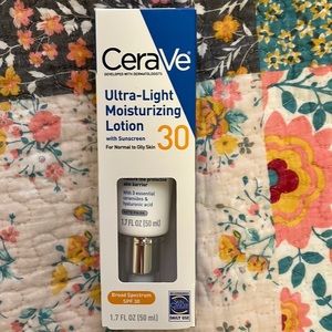 Cerave ultra light moisturizing lotion with sunscreen SPF 30